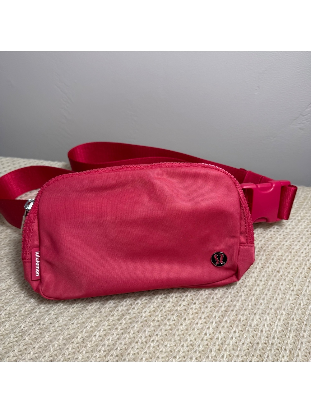 Lululemon Belt Bag Crossbody Waist Bag Fuchsia Pink | One Size